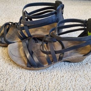 Ahnu Trolly Black Sandles Size 7